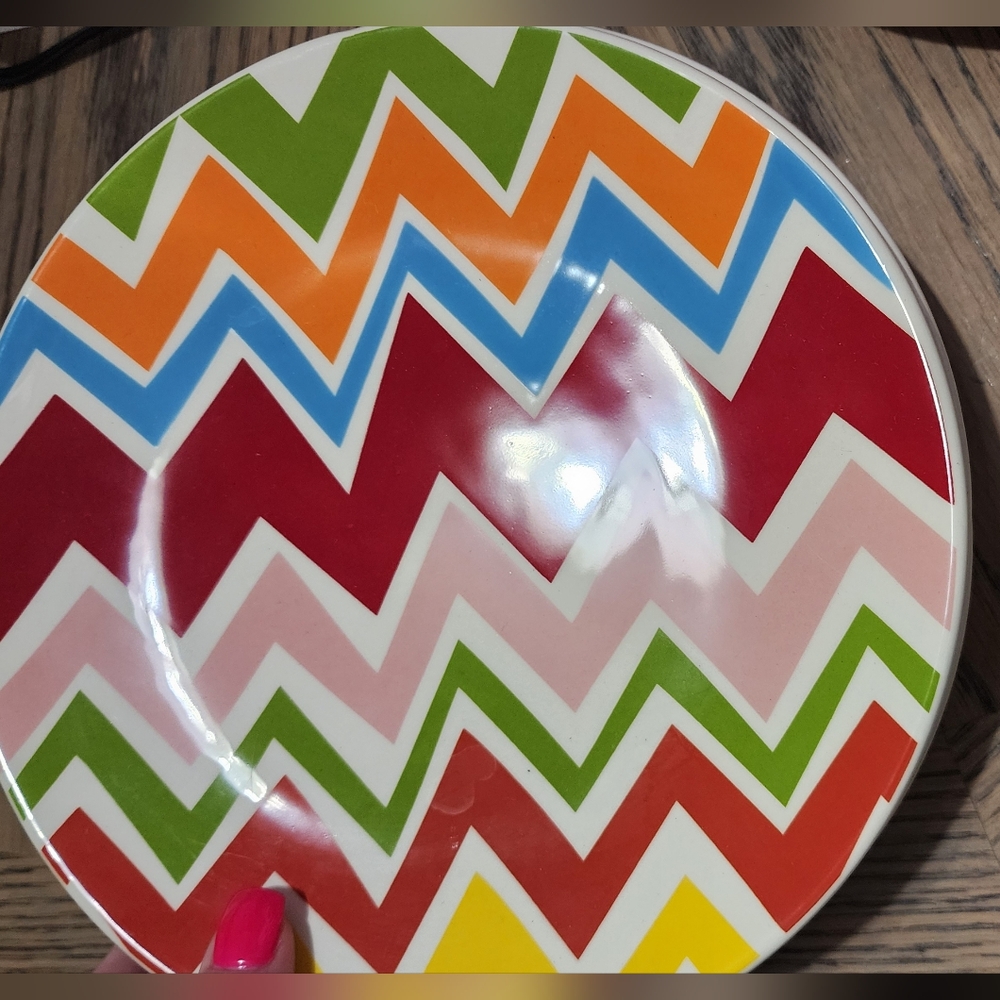 Colorful Chevron Patterned Dining Plates - Picture 2 of 3